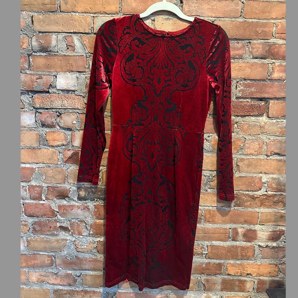 Venus Velvet Midi Dress, Women's Size Small, Black and Red